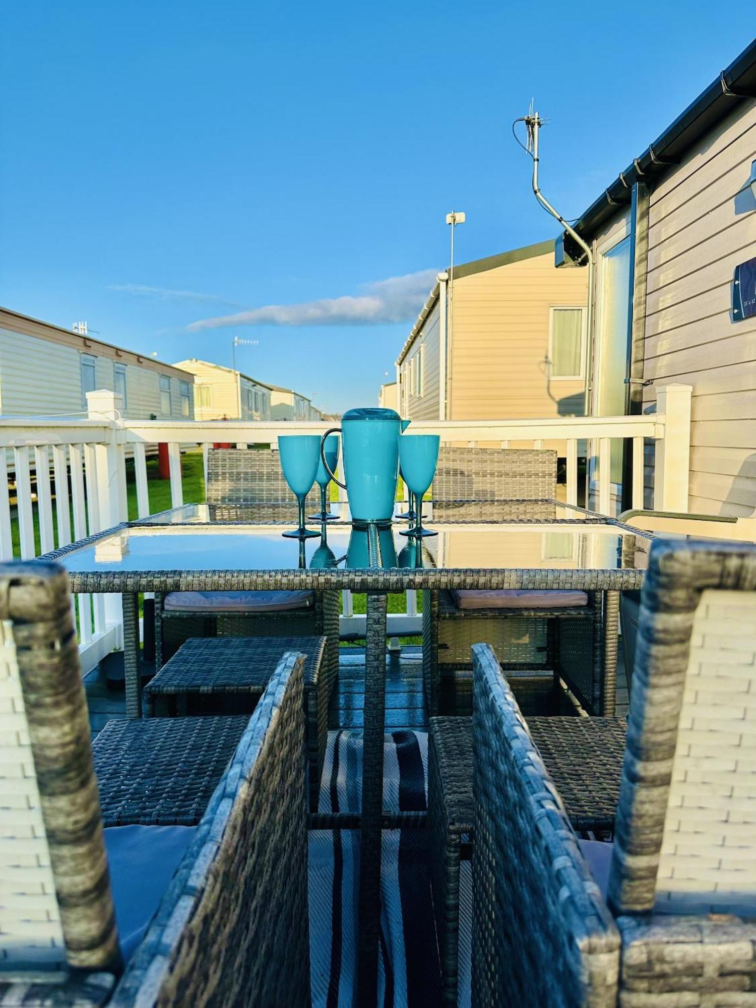Adelfas Villa Scarborough Exterior photo